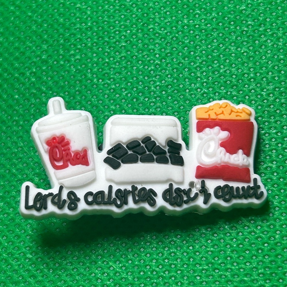 🌼 (5/$10 or 10/$15) NEW “Chick-fil-a LOVER” Croc Charm Collection